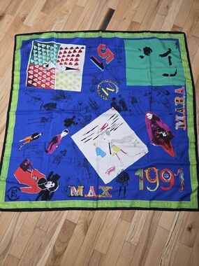 Max Mara Silk Scarf – Graphic Print